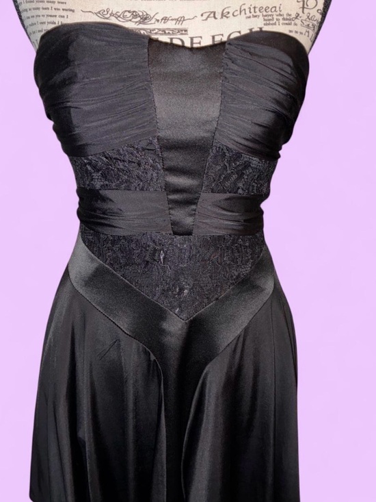 XOXO Dresses & Skirts - XOXO Black Women's Skater Dress with Lace overlays